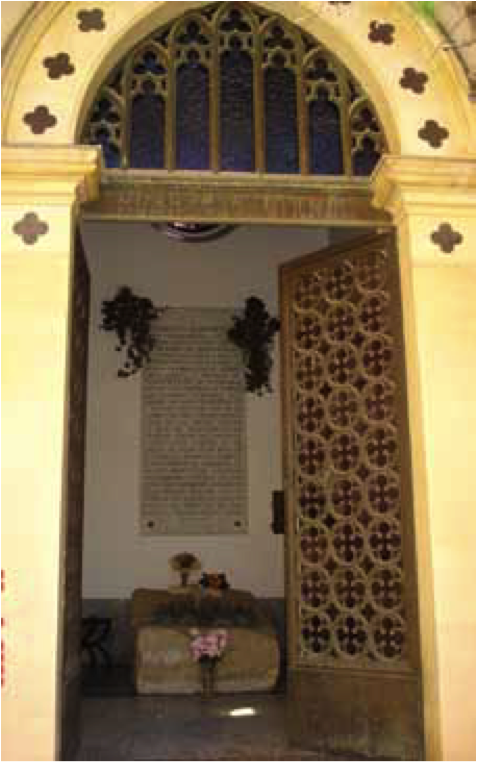 Ingresso Tomba E.Albanese.png